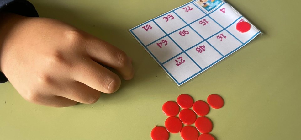 "APRENDEMOS JUGANDO" (3º PRIMARIA)