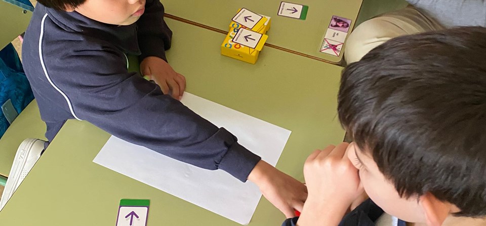 TRUE TRUE (1º PRIMARIA)