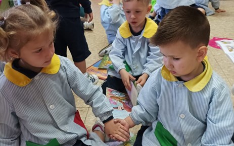 PRIMER CICLO INFANTIL VISITA SU FUTURA CLASE DE 3 AÑOS