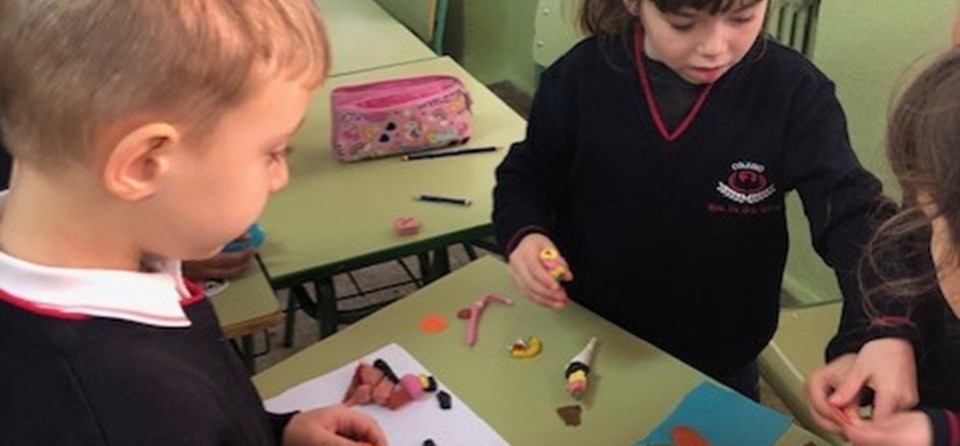 "JUGAMOS A LAS TIENDAS" (1º PRIMARIA)