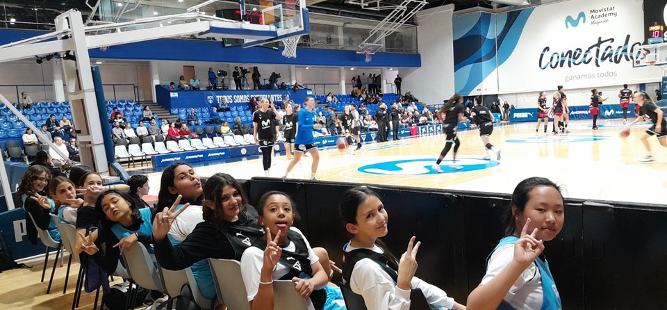 "JUGAMOS EN MAGARIÑOS" (ALEVÍN FEMENINO)