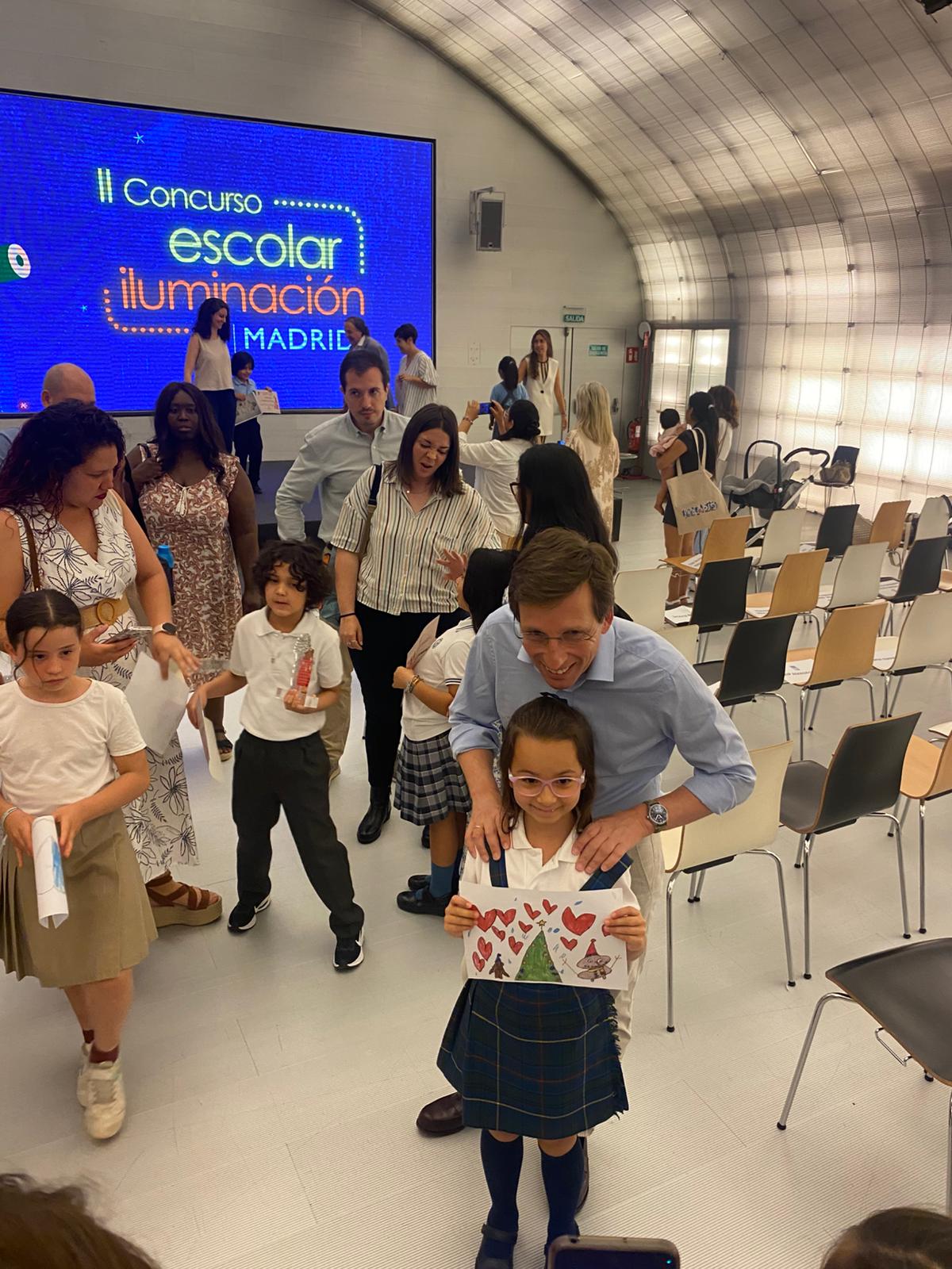 II CONCURSO ILUMINACIÓN NAVIDEÑA AYUNTAMIENTO DE MADRID (2025)