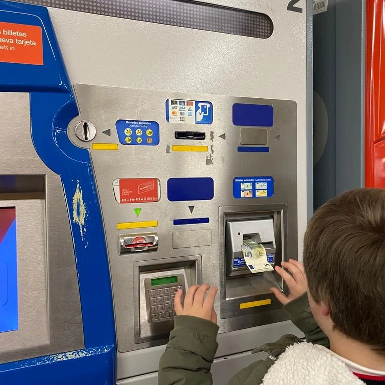AUTONOMÍA-COMPRAS (AULA COMETA)
