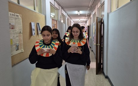 TUTANKHAMON (1º ESO)