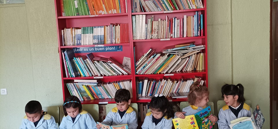 ¡EN LA BIBLIOTECA DEL COLE! (INF-3)