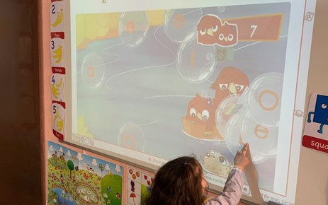 "EXPLOTA LAS VOCALES" (INFANTIL 4 AÑOS)