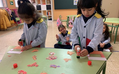"TIENDAS" (INFANTIL 4 AÑOS)