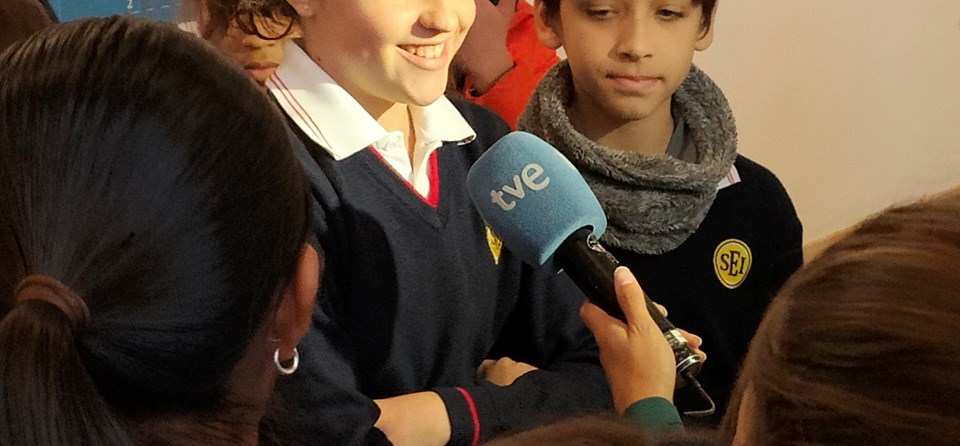 ¡HEMOS SALIDO EN LA TV! (1º ESO VISITA AL MUSEO DE AMÉRICA)